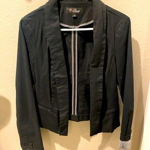 Med black short guess blazer